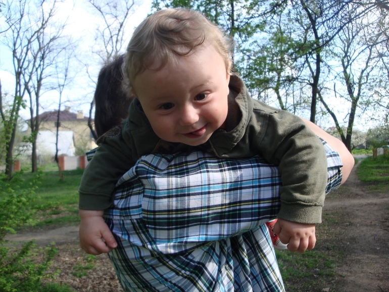 Праздничная прогулка