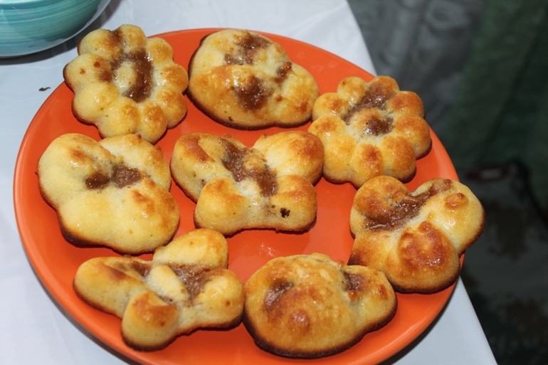 ГодоВасие на васильковой полянке в компании с божьими коровками