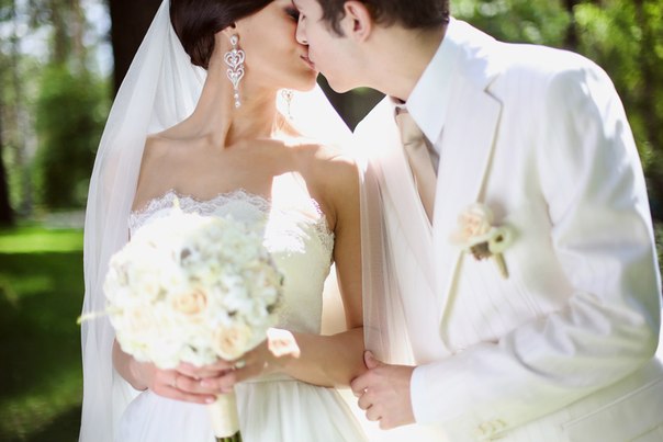 Подходят ли украшения к платью?