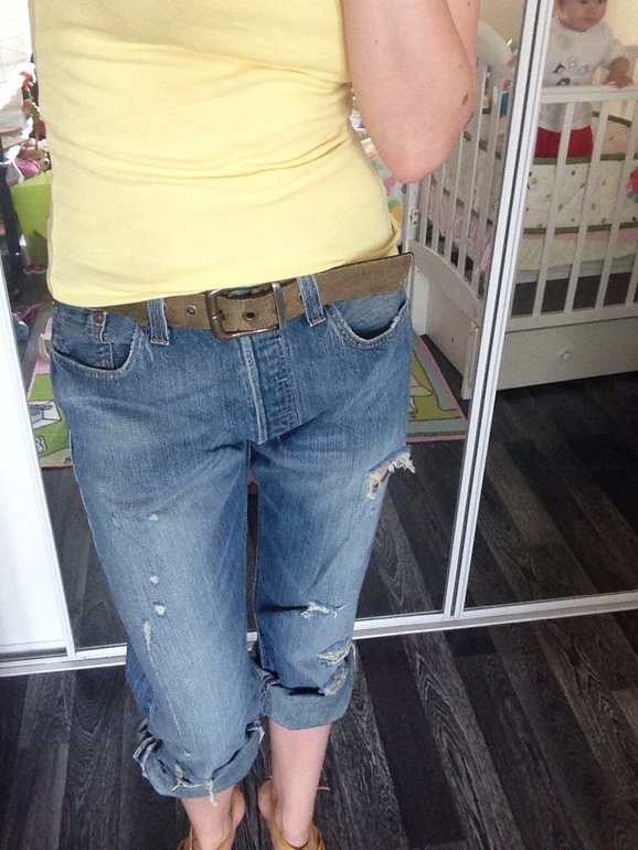 Можно ли в этих джинсах выйти на улицу?)