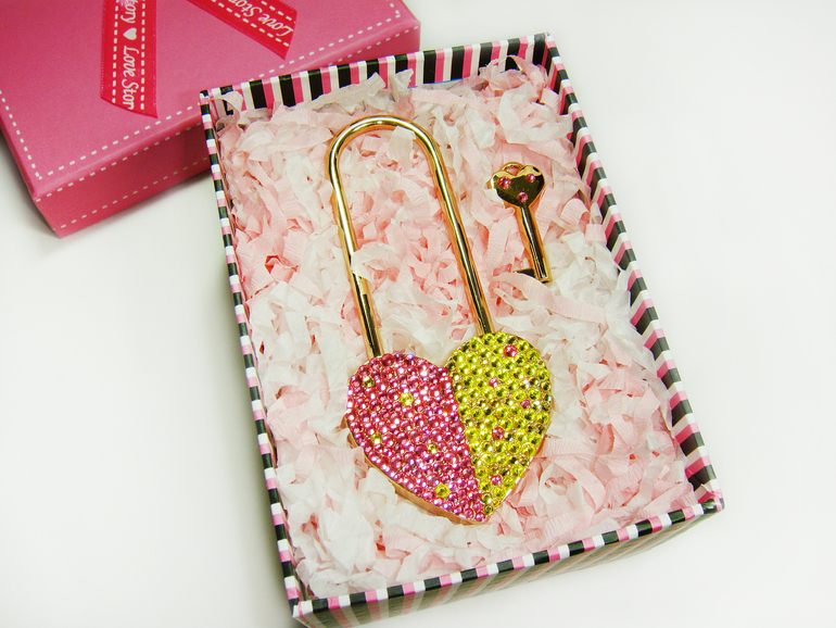 Свадебный замочек со стрзами