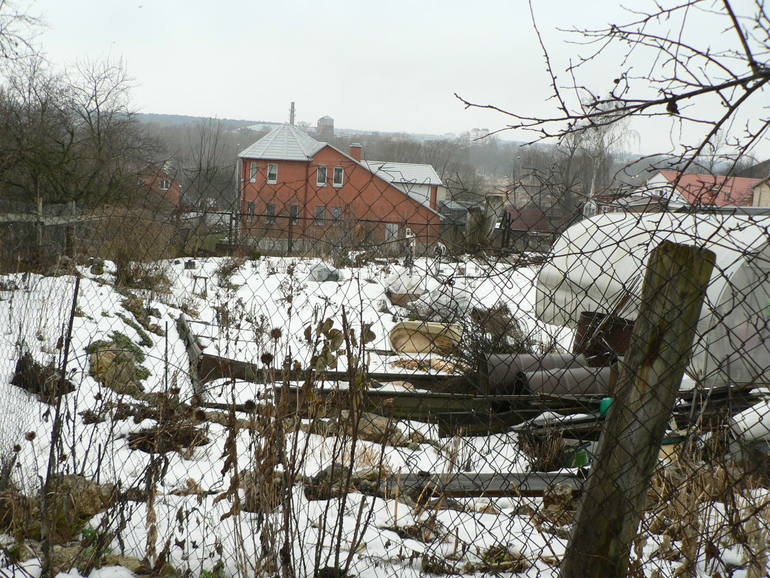 таки сбежали