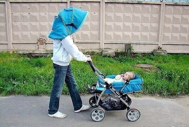 Всё, что угодно, лишь бы не плакал)