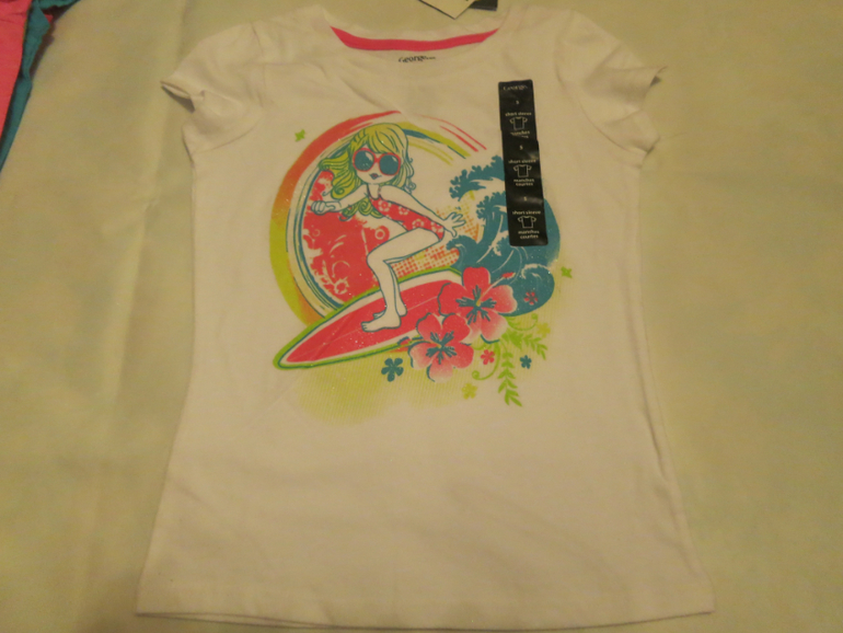 на девочек 5 , 6 лет