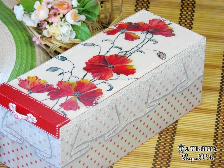 Шкатулки...шкатулки...и немного досочек)))