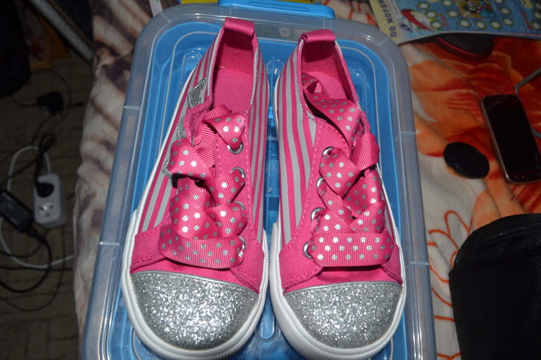 Обувь р-ры 24-26 новая и б/у