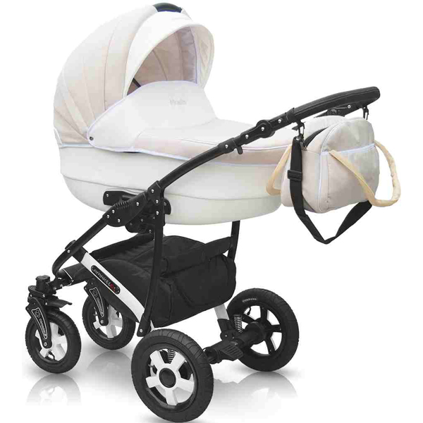 Выбираю между двумя колясками, подскажите