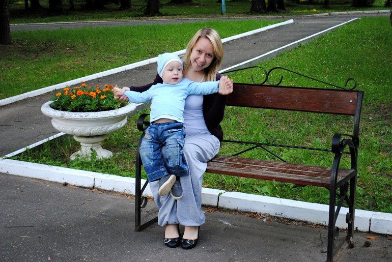 о нас:)