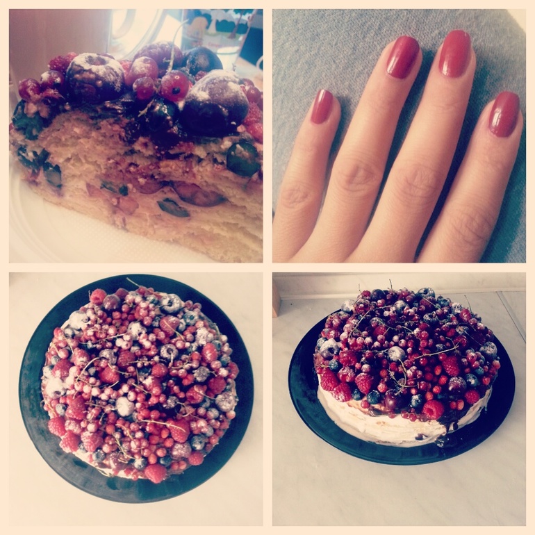 Песочный торт под ягодами