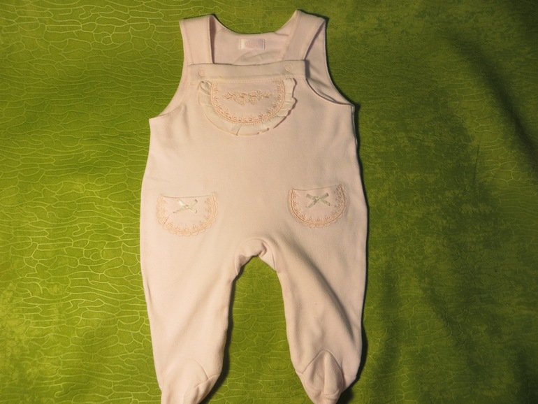 Много вещей на малышку 0-12 мес. Цены от 20 руб. С почтой дружу:)