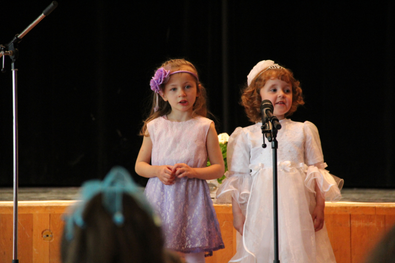 Праздник для мам