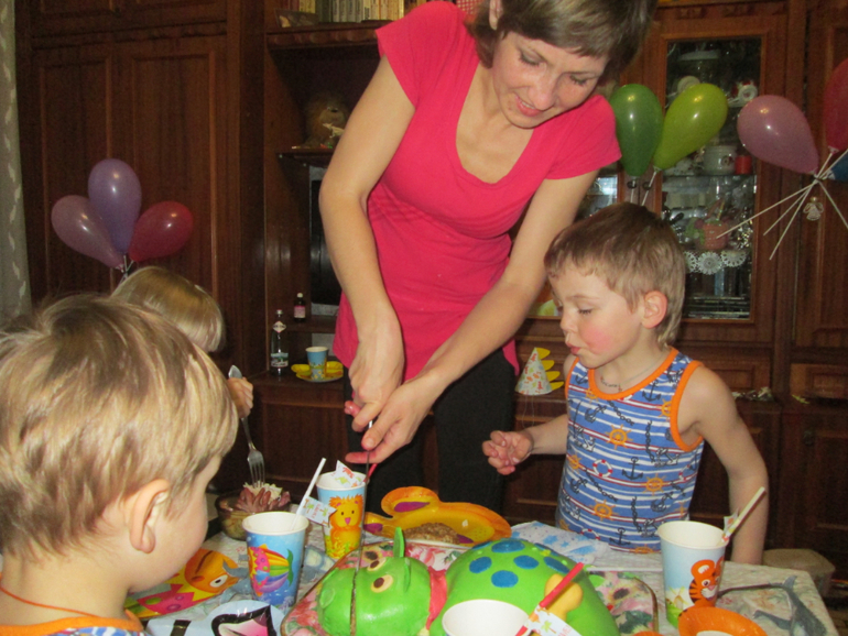 Динозавровый День Рождения (лайт-версия) Часть 2