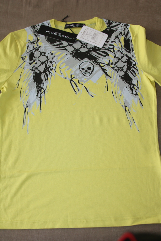 Брендовые футболки новые и б/у. Размер M-L, XL(одна).оригиналы!