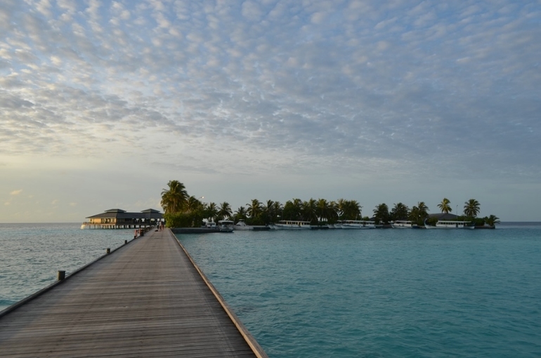 Хороший отель, очаровательное море и скучное питание!