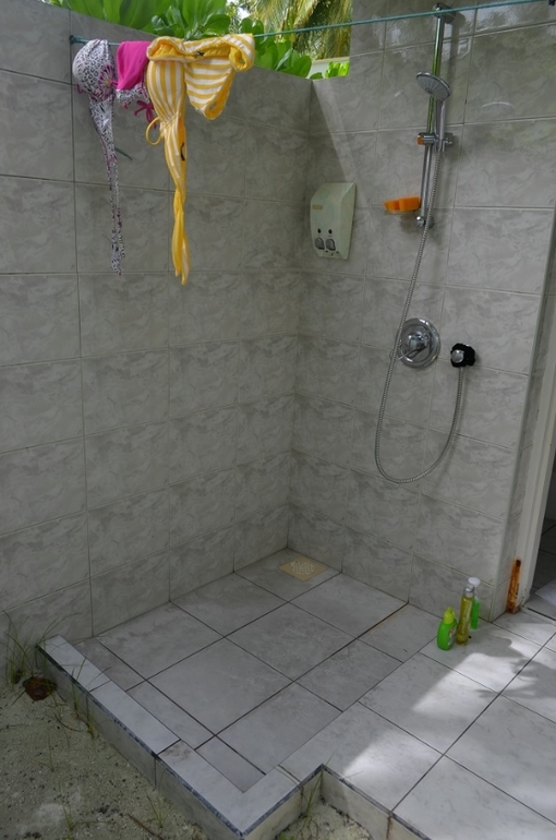 Хороший отель, очаровательное море и скучное питание!