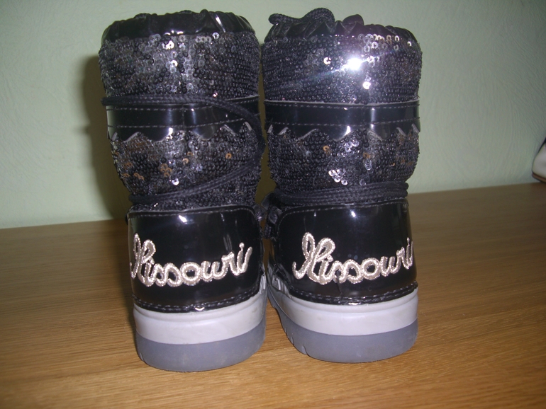 Продам Missouri р. 25-26 2500