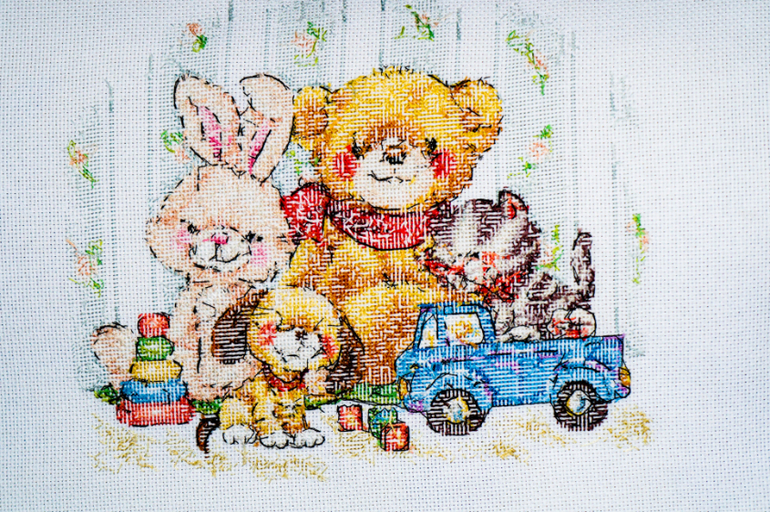 Вышитая картина в детскую