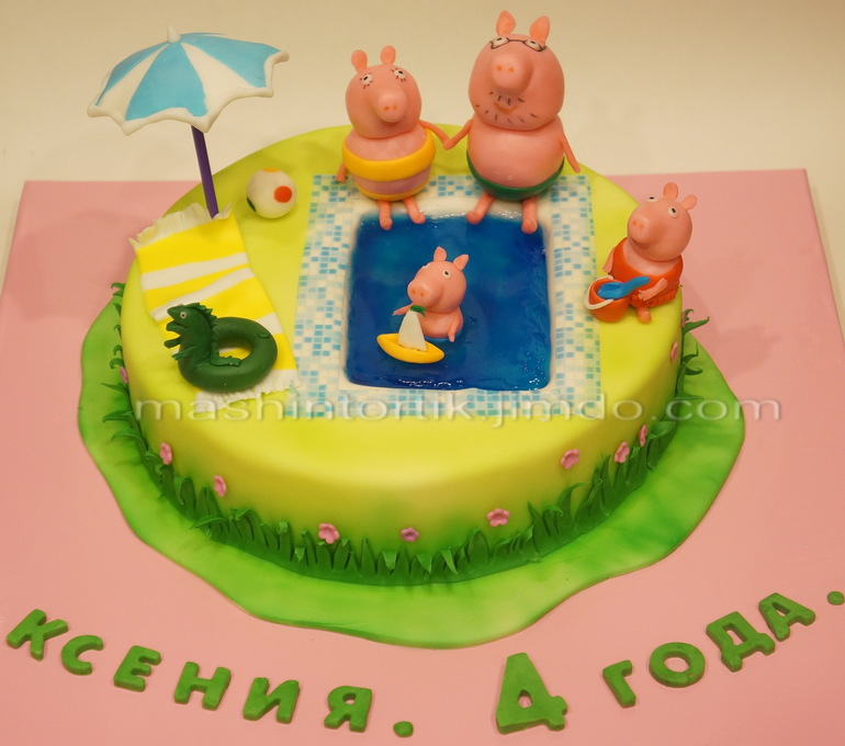 Свинка Пеппа идет в бассейн