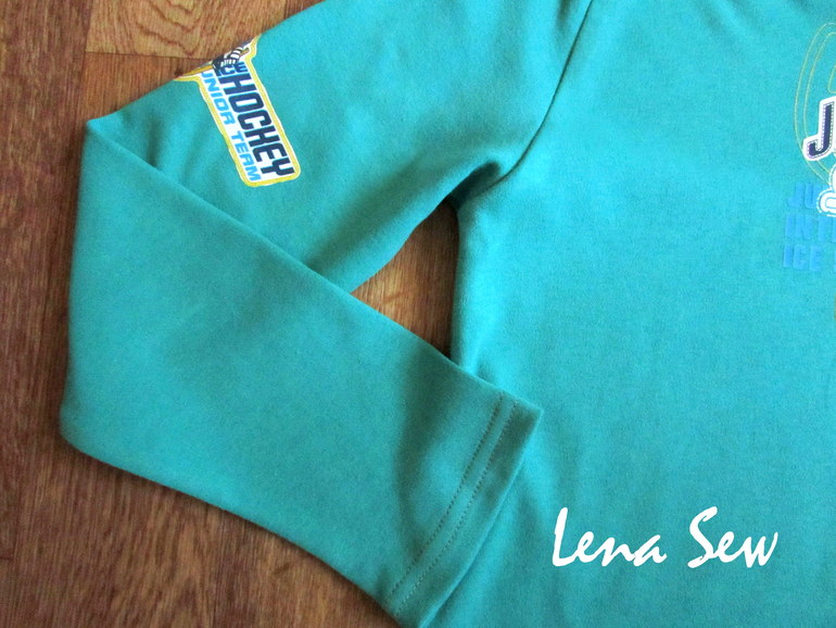 Весеннее. Трикотажное. Для старшего сына. Подробности