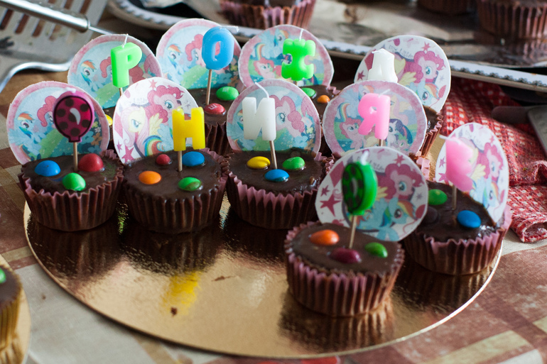 День рождения Иришки - 8 лет