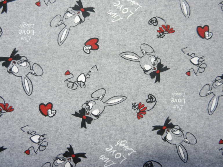 Пижамка с широкими штанишками  из трикотажа.