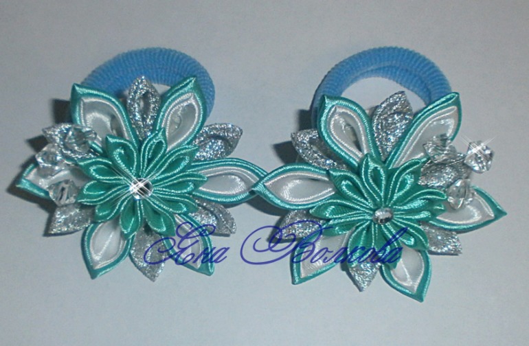 Резиночки и заколочки для принцесс.Авторская работа