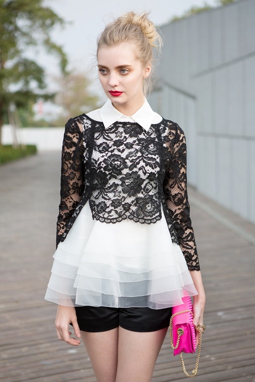 Большой пристрой одежды