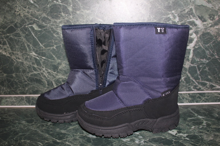 Резиновые сапожки, сандалики, зимняя обувь!