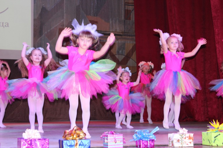 Наши танцы!!