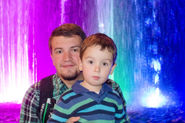 Цирк танцующих фонтанов