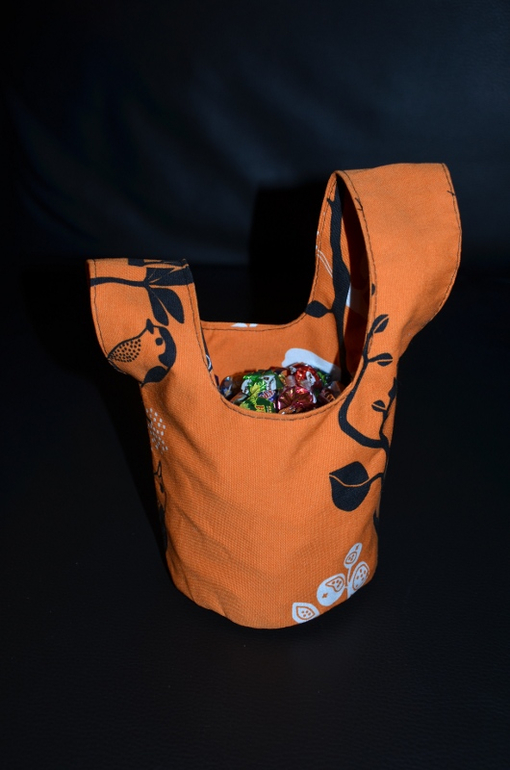 Японский узелок с русскими конфетками для японцев