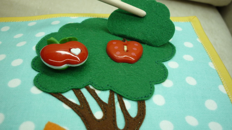 рАЗВИВАЮЩАЯ КНИЖЕЧКА С УЛИТКОЙ НА ОБЛОЖКЕ!