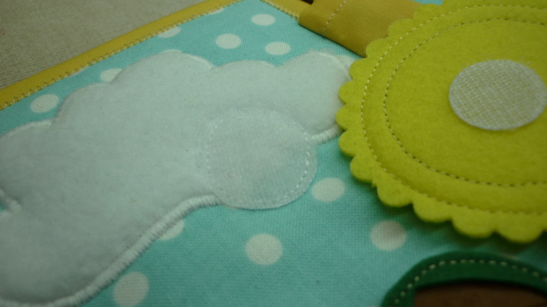 рАЗВИВАЮЩАЯ КНИЖЕЧКА С УЛИТКОЙ НА ОБЛОЖКЕ!