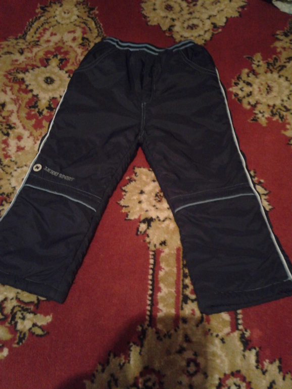 Верхняя одежда для девочки, на рост 86-98см, метро Алтуфьево.