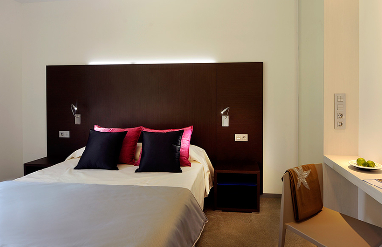 Горящий тур в Испанию! Отличное начало каникул для ваших детей!