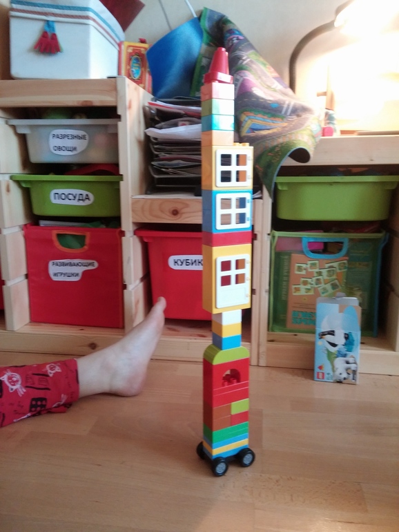 Марк увлекся лего