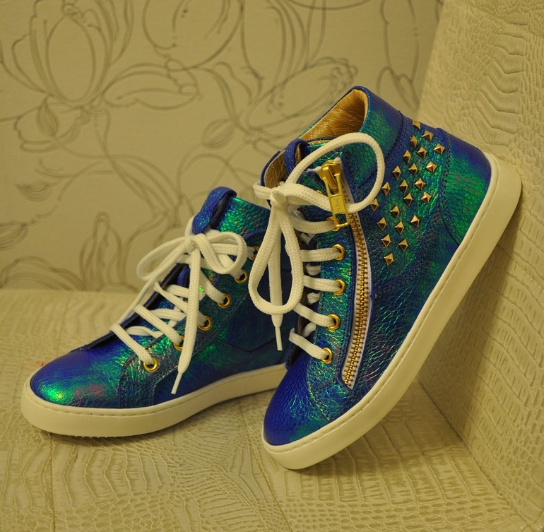 Потрясающая красота!!! Миллион фото)))