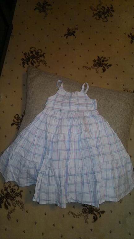 Для девочки 4-5 лет в идеале.Лето