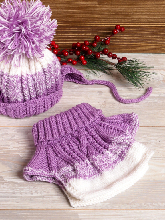 Шапка манишка для девочки. Шапка шлем для девочки с манишкой. Манишка. Шапка манишка для девочки. Шапка шлем для новорожденного.