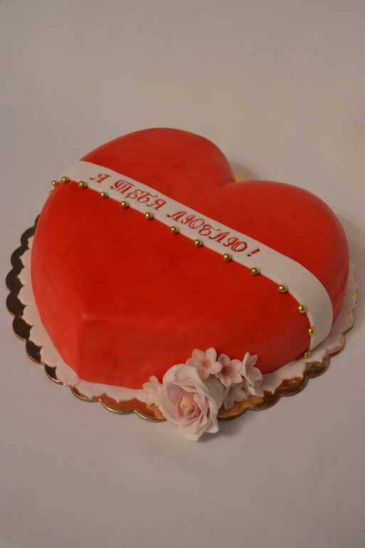 два торта на день влюблённых