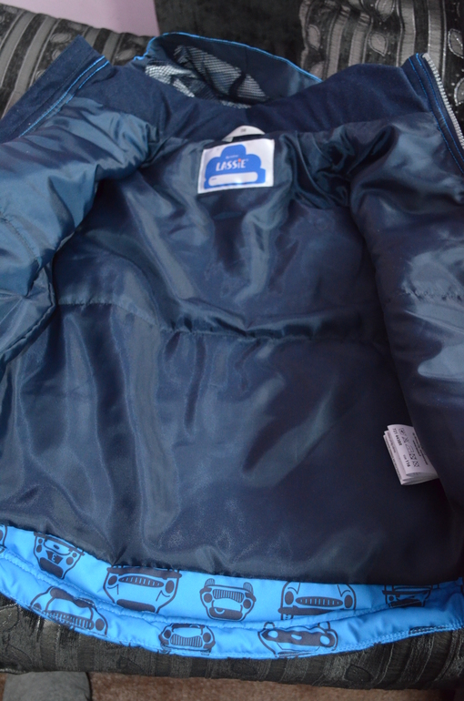 Наша весна. ЛАсси д/с с машинками.