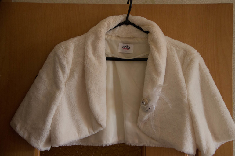 Очень хорошие женские вещички.Почта!