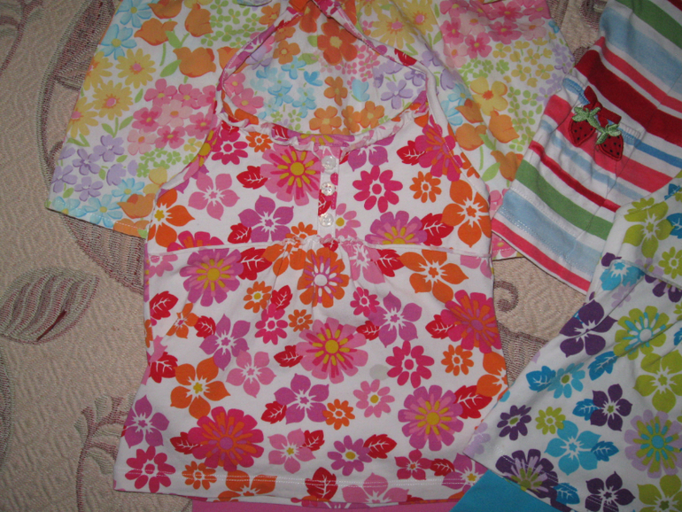 Одежда на девочку на 2-4 года