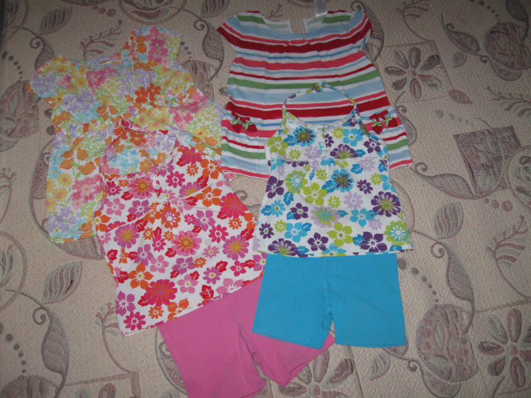 Одежда на девочку на 2-4 года