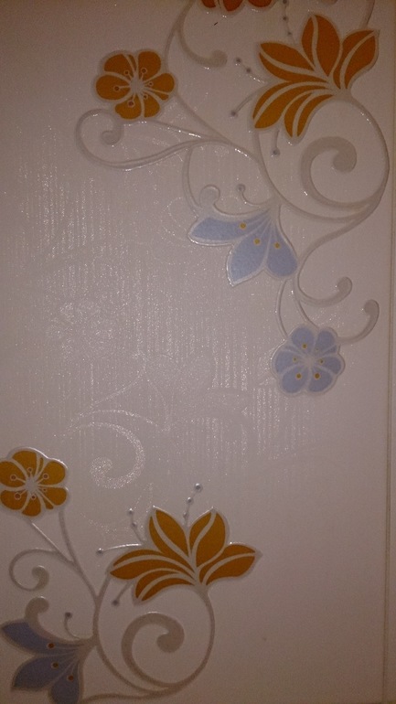 девочки,кто знает,что эта за плитка!? Производить и название!?