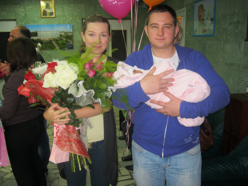 Роддом №1. Выписка. 05.09.2013г появилась наша принцесса на свет))