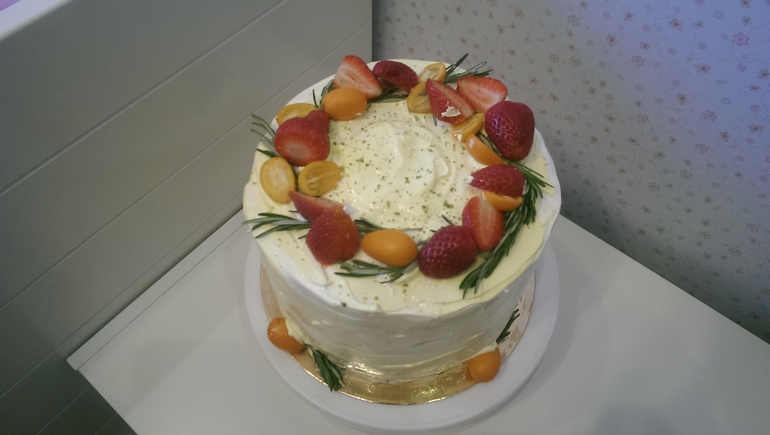 Торт колибри в оригинале hummingbird cake