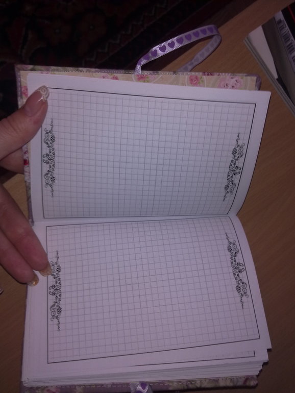 Блокнот с совушками.