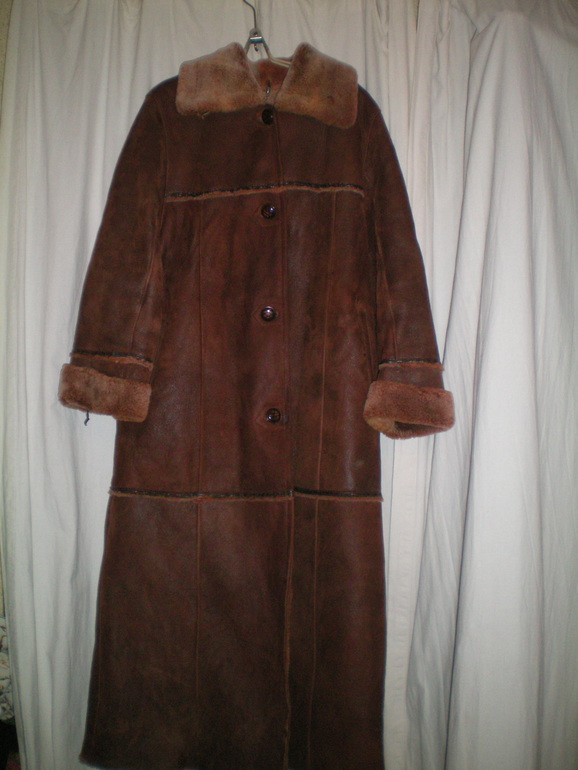 Верхняя женская одежда. Куртка Манго, жилет, дубленки и пальто на синтепоне. Мужская демисезонная куртка