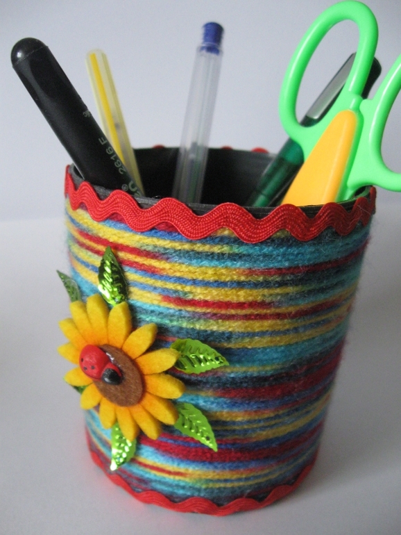 Новенькие стаканчики под карандаши